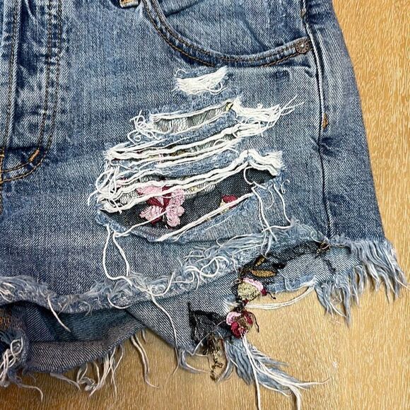 Free People Embroidered Ripped Shorts - Picture 2 of 8